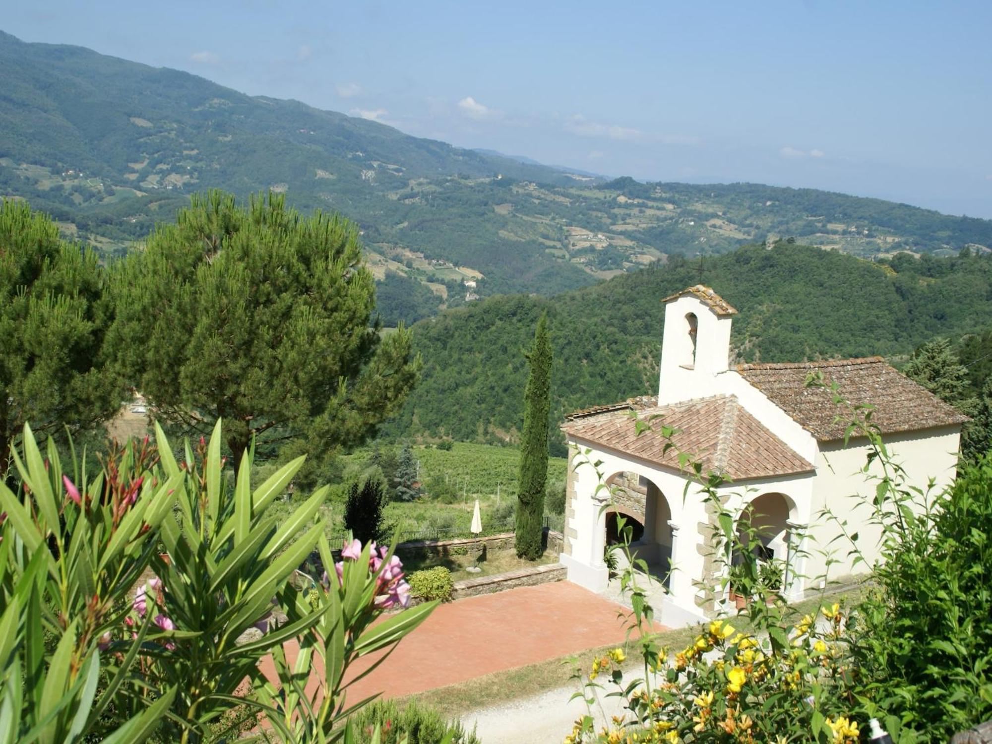 Serene Farmhouse In Dicomano With Swimming Pool别墅 外观 照片