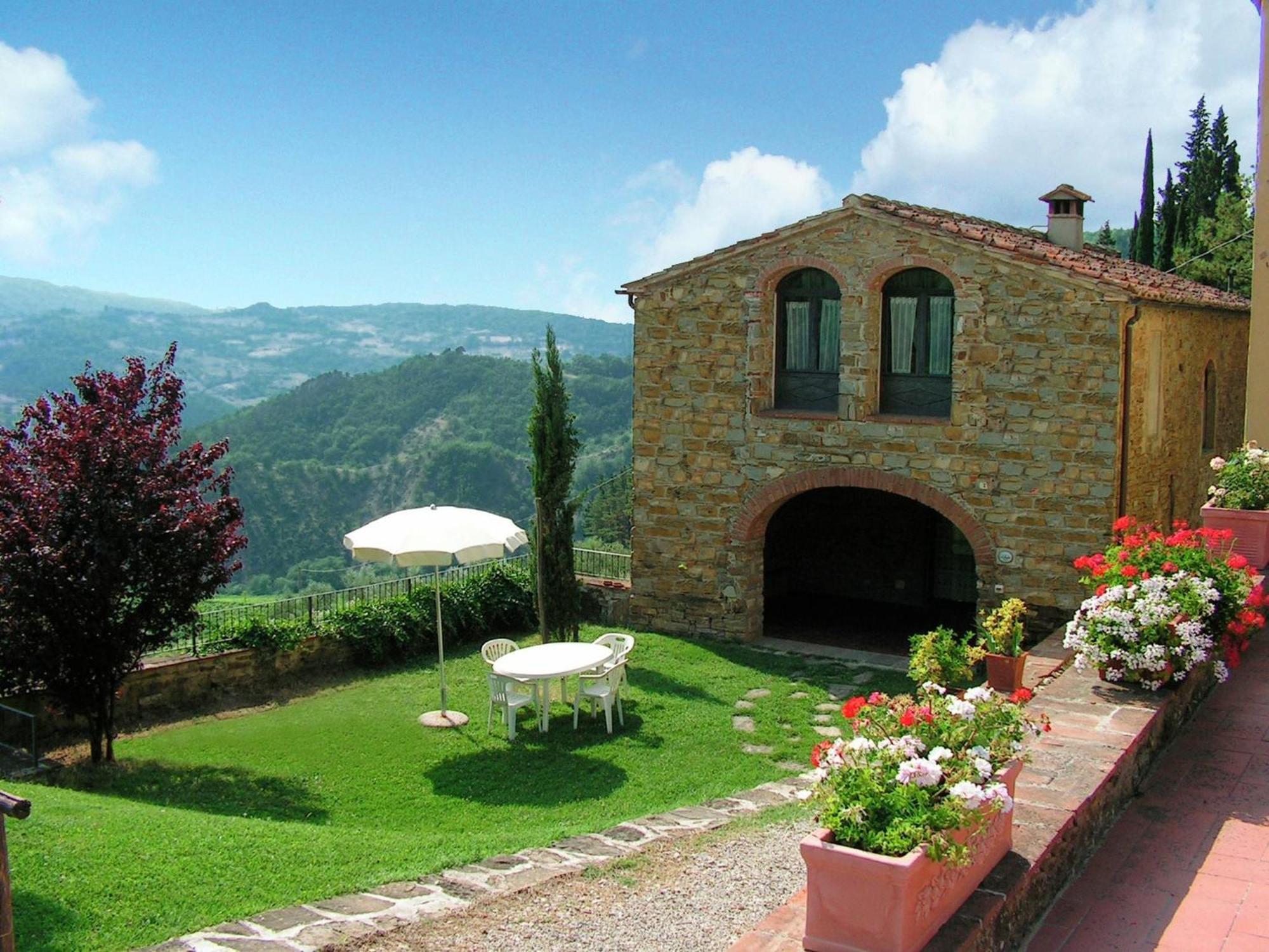 Serene Farmhouse In Dicomano With Swimming Pool别墅 外观 照片